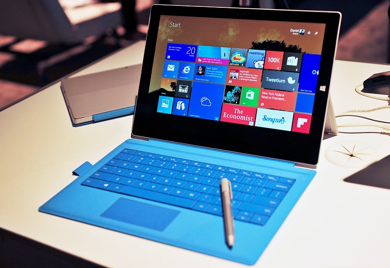 بررسی قیمت سورفیس های استوک و کارکرده و نکات خرید سرفیس Microsoft Surface